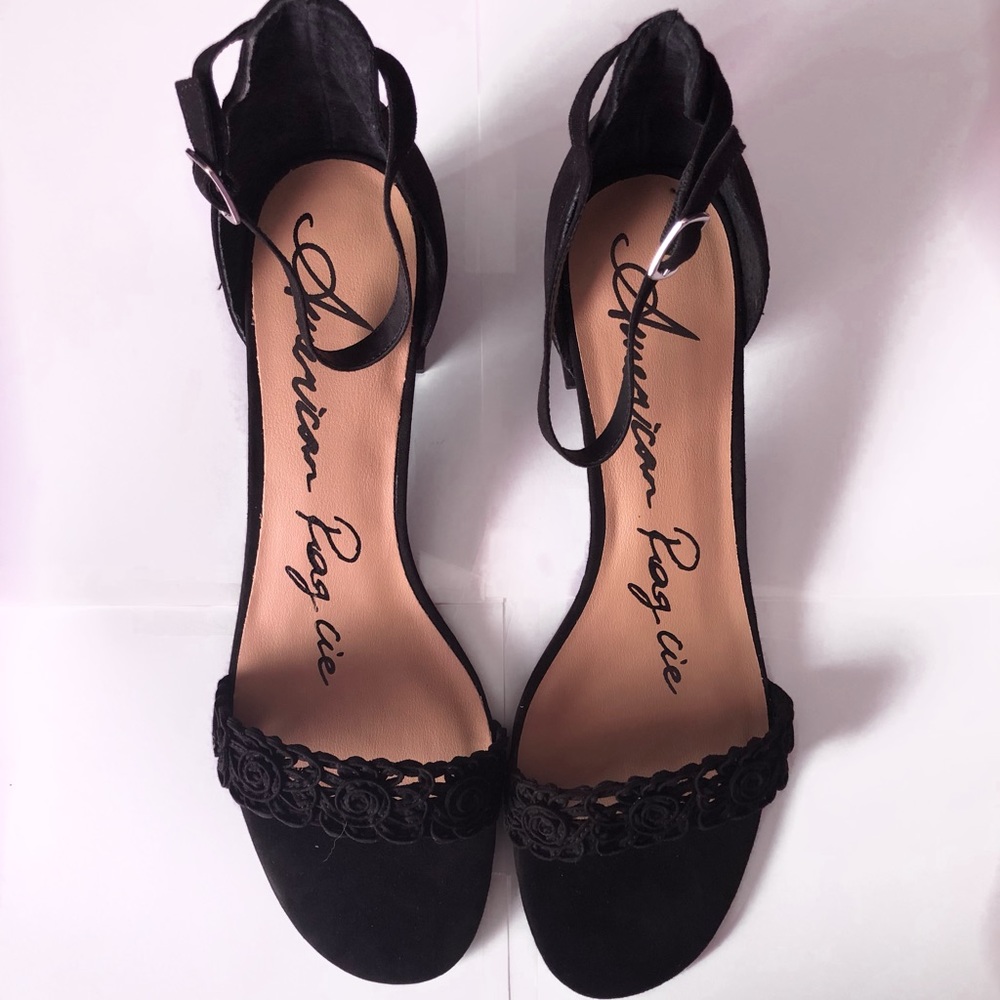 American Rag Black Short Sandals NWT